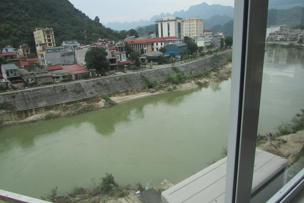 River Queen Guest House Ha Giang Bagian luar foto